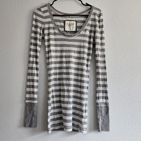 Vintage Abercrombie and Fitch long sleeve top - Picture 1 of 4